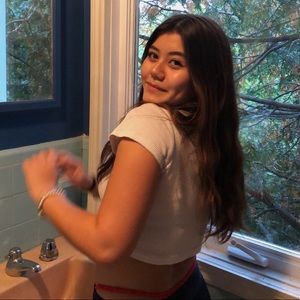 Meet your Posher, Lorena